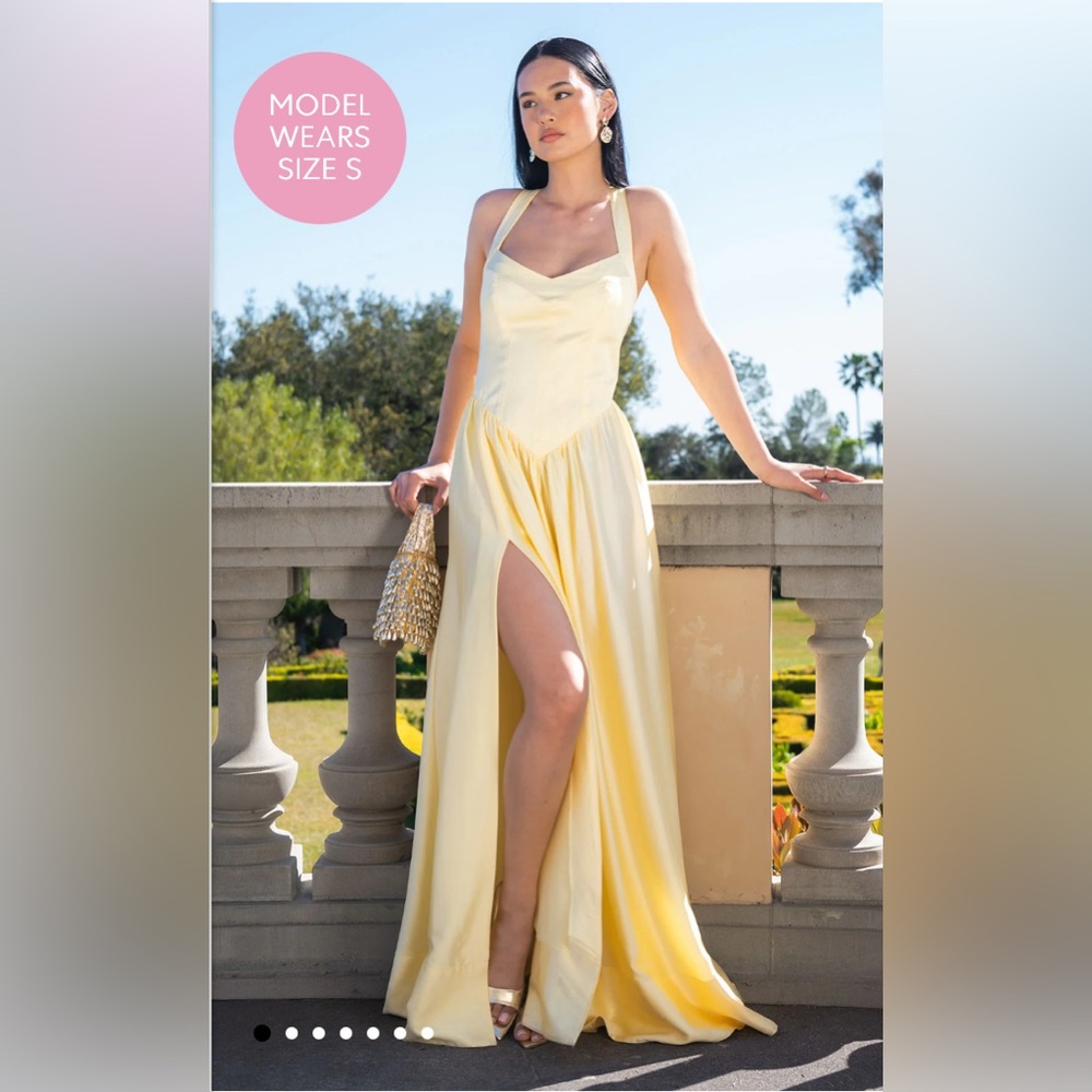 NWOT SHOW ME YOUR MUMU - Abigail Maxi Dress color: pale yellow size: XL - Picture 1 of 4